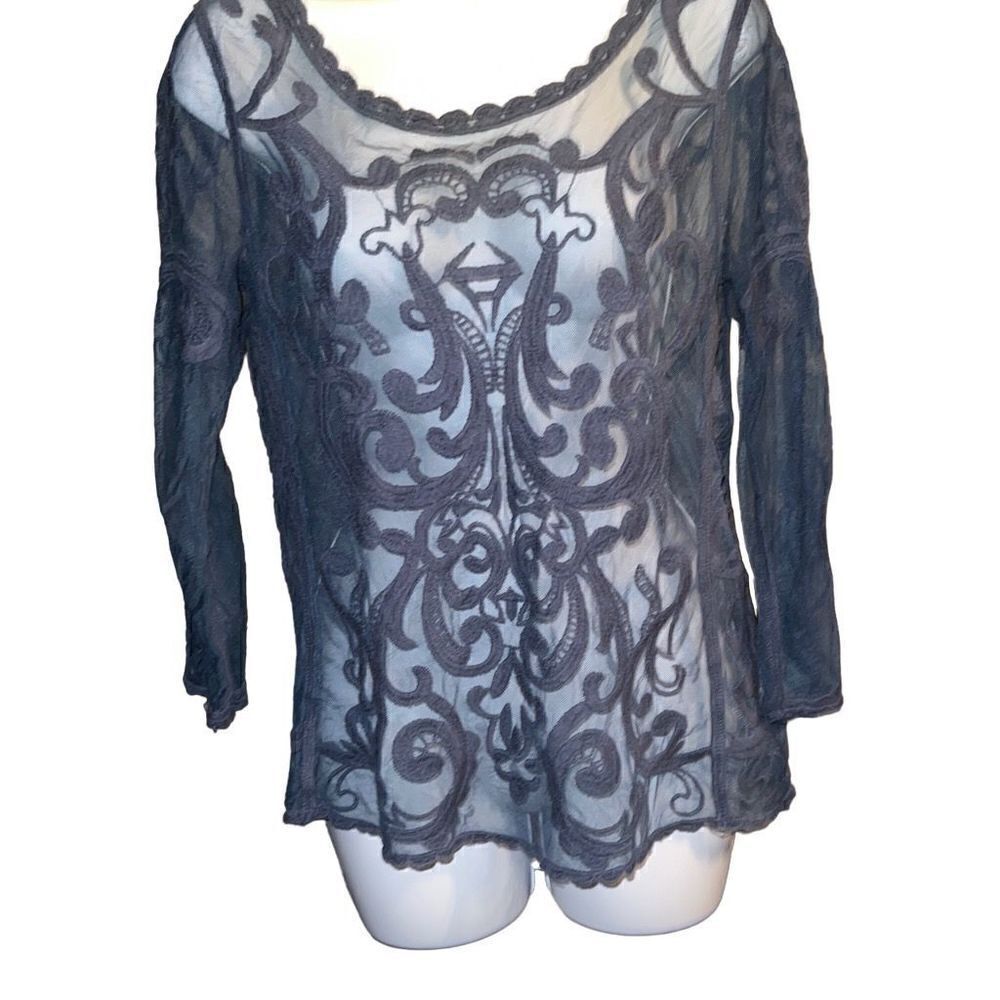 Express Women Embroidered Lace Long Sleeves Scoop Neck Top Blouse Medium